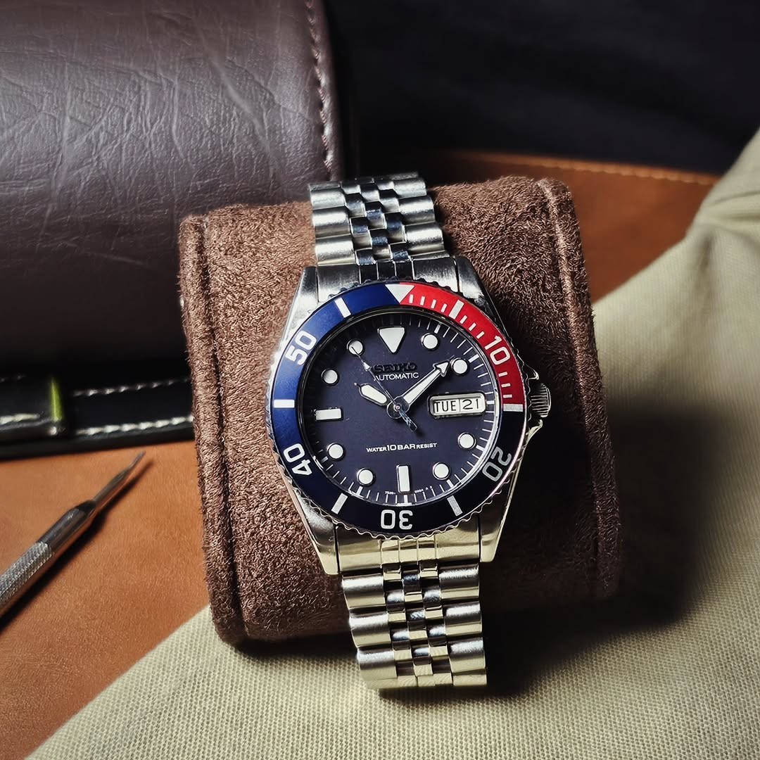 Rare SEIKO SKX025 Mid Size Blue Dial Automatic 7S26-0050 Pepsi