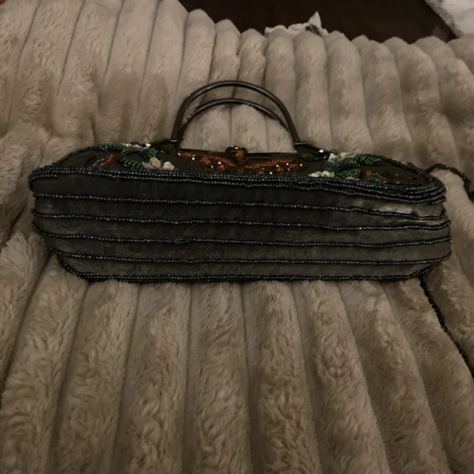 Bolso de noche de colección con cuentas para mujer negro bronce floral mariposa asa superior Foto 4 de 4