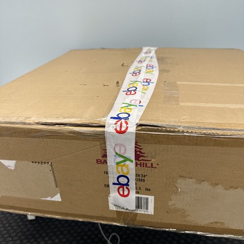 Balsam Hill Farmouse Wreath 34" NEW/Open box Clear LED lights Handcrafted 8" Tal - Picture 18 of 19