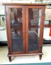 VETRINA LEGNO IN ARTE POVERA CON BASE E DUE RIPIANI IN VETRO VINTAGE