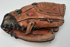 Rawlings RBG70 Derek Jeter Baseball Glove Size Fastback Leather RHT Basket Web