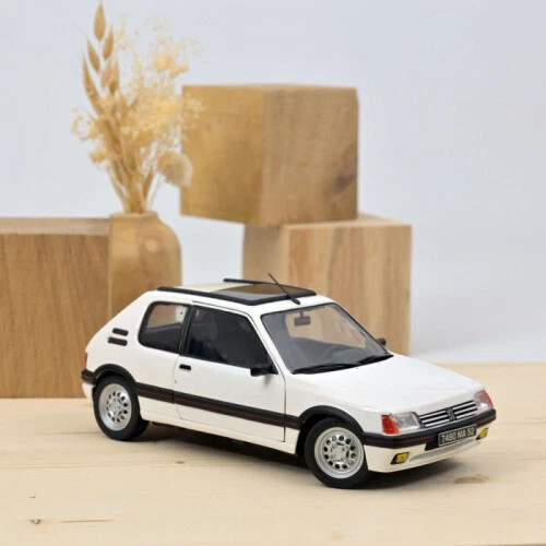 Peugeot 205 GTi 1.6 1988 blanco 1:18 Norev - Imagen 1 de 1