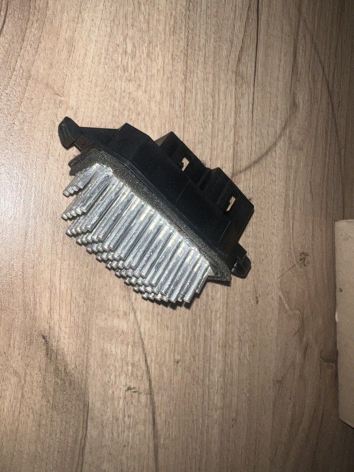 Ford Transit 2.0 MK8 2014-On Heater Fan Blower Motor Resistor 2539435 ...