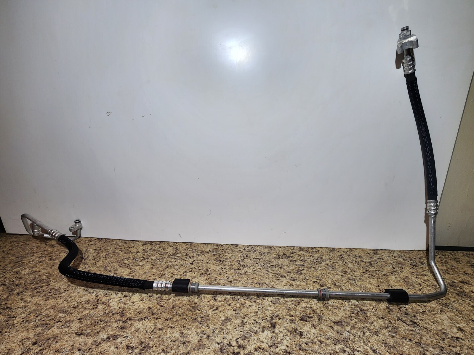 Aston Martin AC A/C Air Condition Condenser Hose Pipe Line Genuine MY83-19919-AB