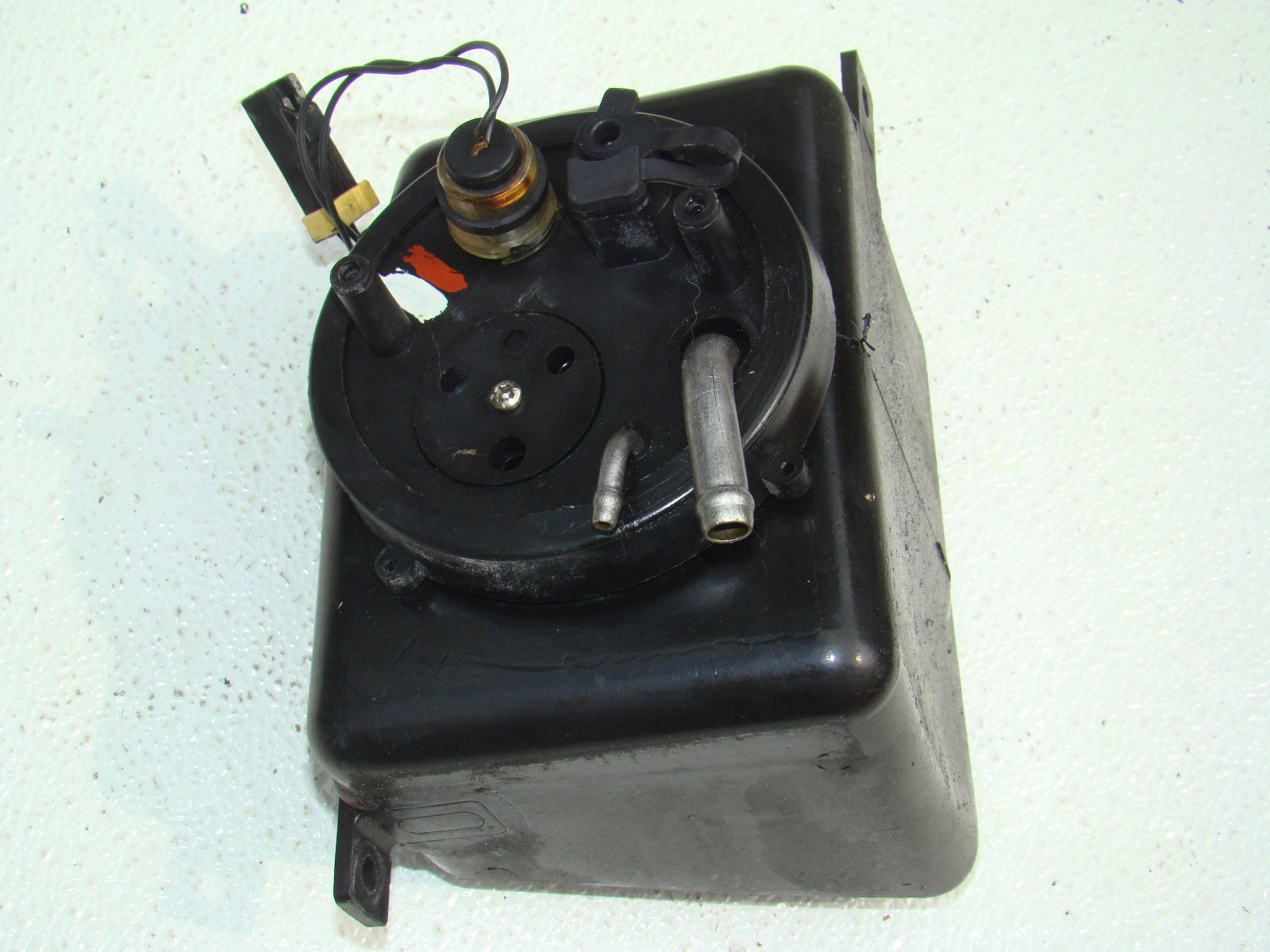 ROLLS ROYCE HYDRAULIC FLUID TANK SILVER SPUR SMALLER