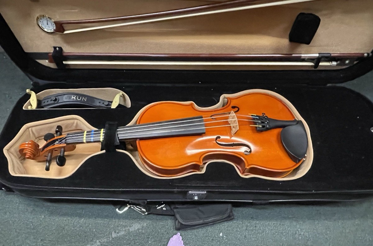 Samuel Eastman VL80 Size 4/4 Violin With Bow Hard Case 1y for sale