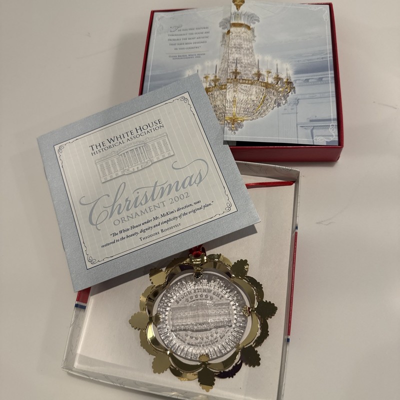 The White House Historical Association 2002 Christmas Ornament w/Box