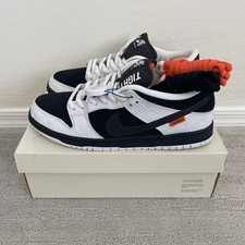 CABINA AJUSTADA × Nike SB Dunk Low Pro QS Blanco y Negro FD2629-100 Para hombres talla 12 NUEVO