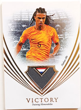 2016 Futera Unique Manchester City Soccer Cards 11