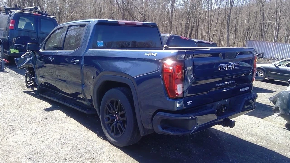 (LOCAL PICKUP ONLY) Roof Crew Cab Without Sunroof Fits 19-25 SIERRA 1500 PICKUP  - Image 4 of 4