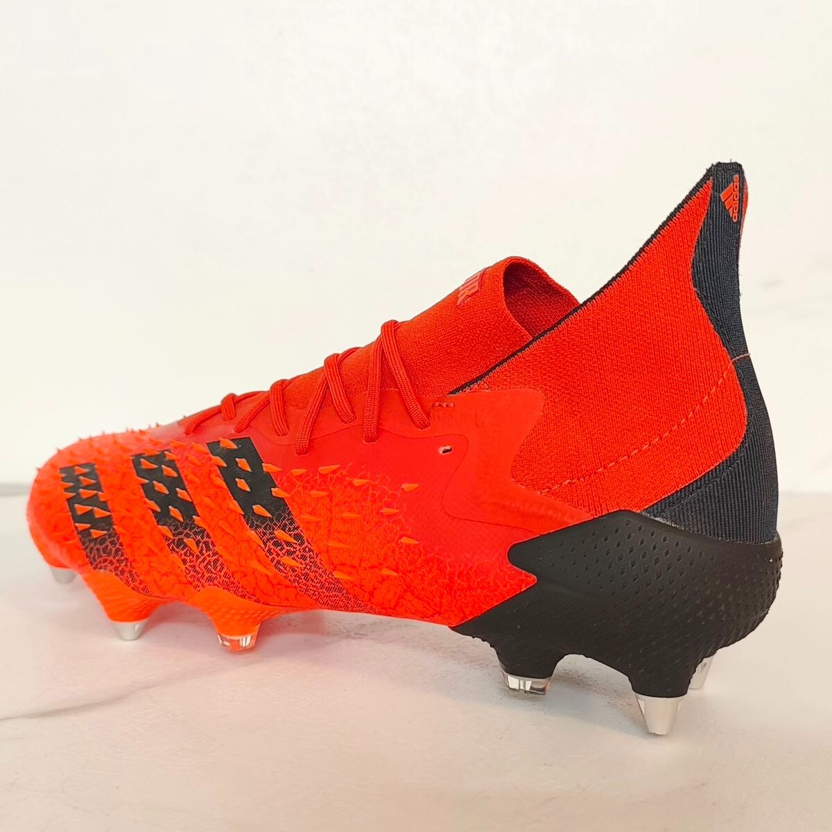 5/6まで値下げ! Predator Freak.1 FG ADIDAS PREDATOR FREAK.1 SG FY6269 UK 8 US 8,5 EU 42 football