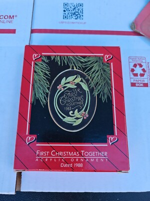 HALMARK Keepsake OUR FIRST CHRISTMAS TOGETHER 1988 Acrylic Ornament Trl7#ee