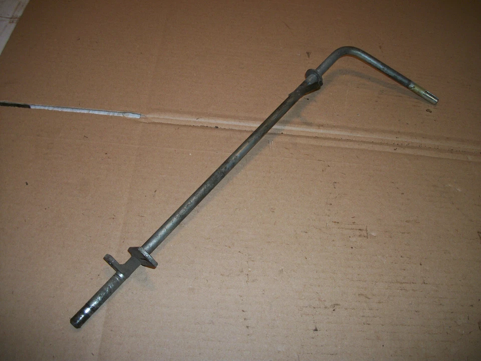 Корпус тракторной косилки Ingersoll 224 ручка рычага управления движением - Изображение 2 из 2