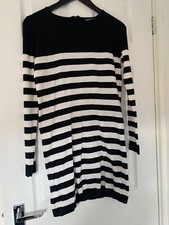 jumper dress size Small knee length long sleeves black and white stripes 
