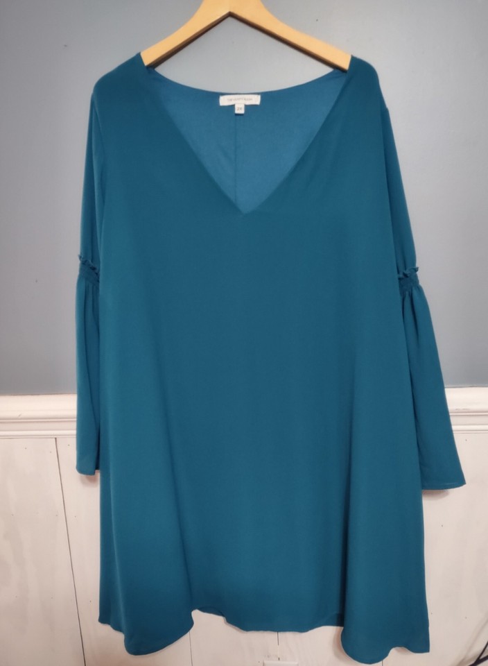The Vanity Room Womens Dress Sz 2X Emerald Gleen Sexy VNeck Juliet