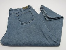 Wrangler Relax fit Straight Leg Blue Jeans W42  / L30  SKU 9471