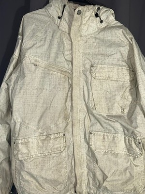 Columbia Titanium Waterproof Jacket   Light Grid Pattern, Size M, Excellent Cond