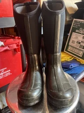 Women’s Boggs Rain Boot