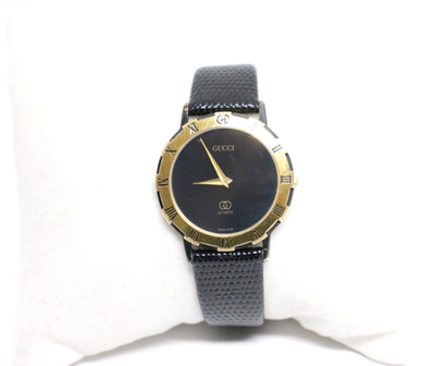 Vintage Gucci Watch Women 3200 L Gold Tone BROKEN PARTS OR REPAIR
