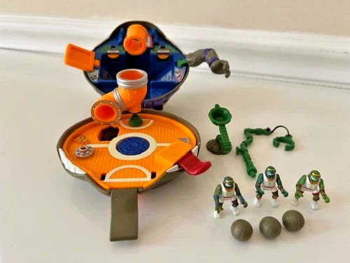 Vintage Teenage Mutant Ninja Turtles Mini Mutants Donatello's Basketball Playset