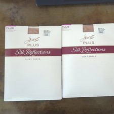 Hanes Silk Reflections 3 Enhanced Toe Pantyhose Silky Sheer 2 PK
