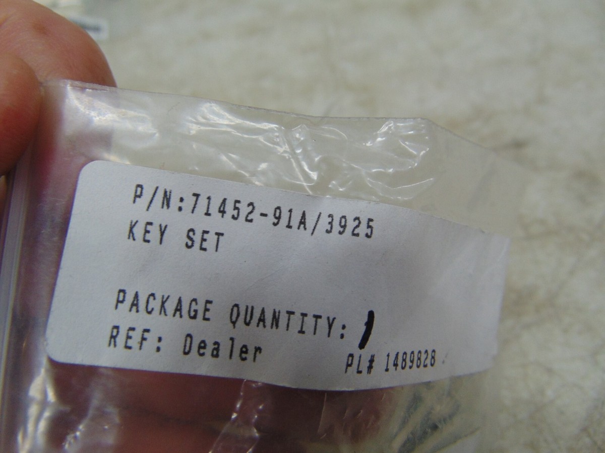 Harley 91-13 Touring Softail Barrel Keys CODE 3925 SET 2 KEY
