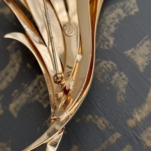 Vintage 1961 Christian Dior Grosse German Modernist Style Gold Plated Brooch - Picture 10 of 12