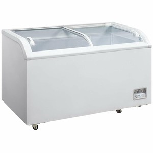 Dukers WD-700Y 79'' 24.7 cu. ft. Curved Sliding Lids Chest ...