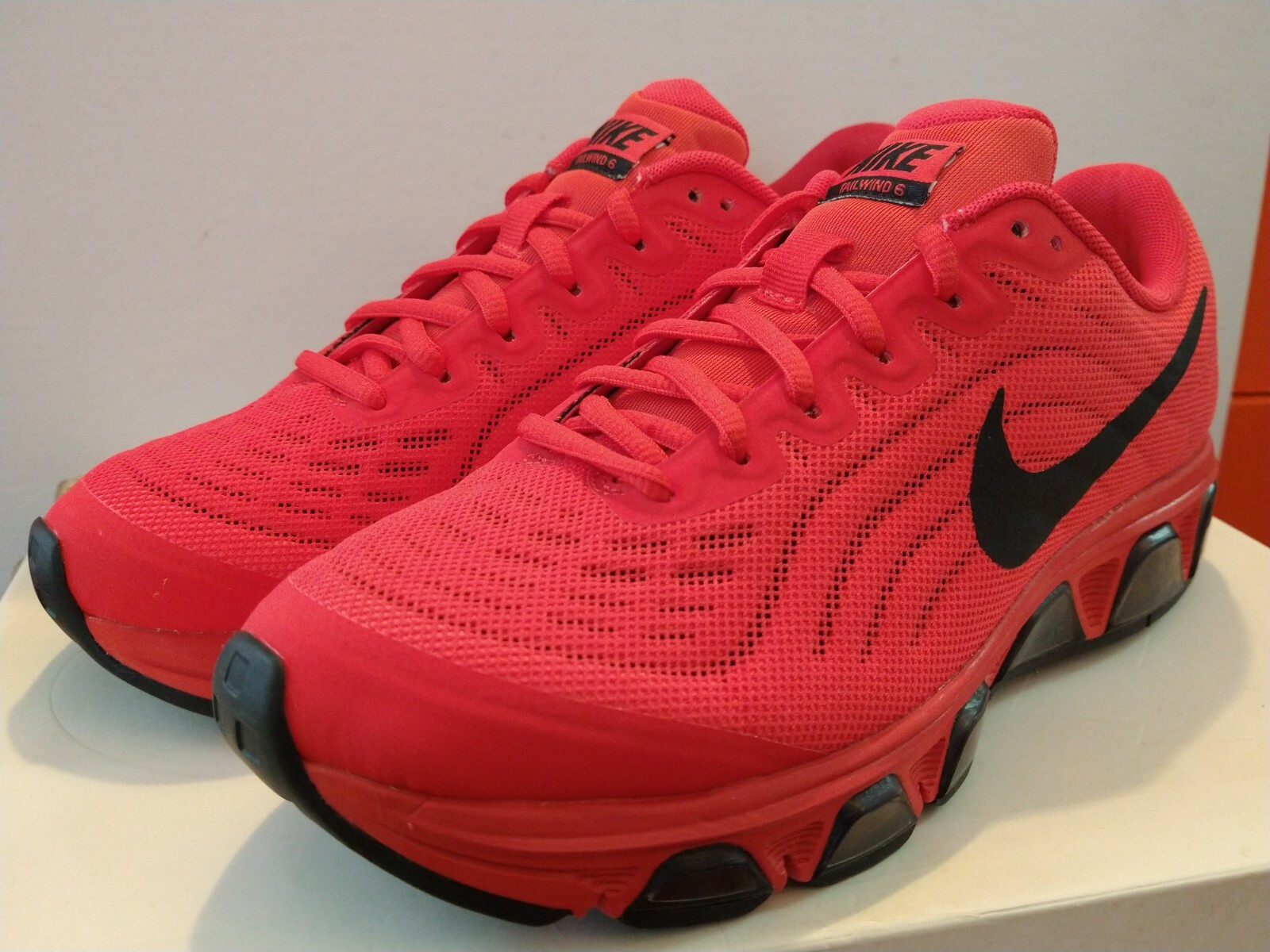 nike tailwind 6 red