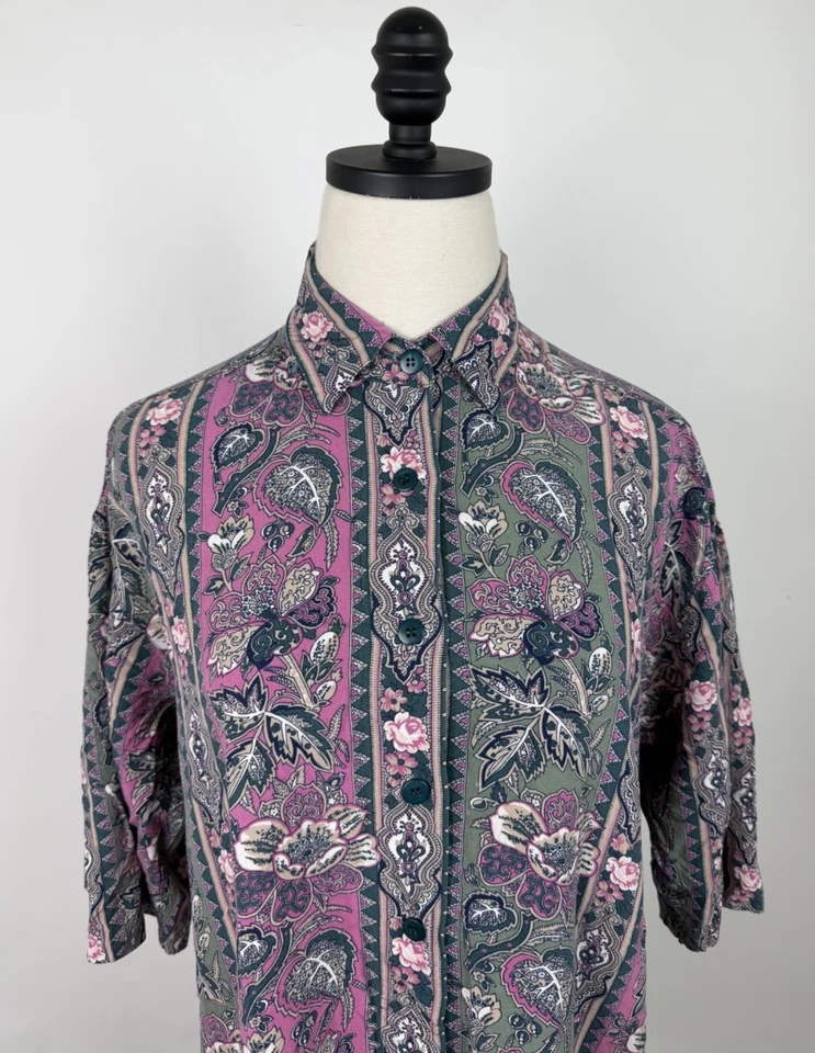 Camisa vintage cachemira para mujer pequeña años 90 abotonada chicle rosa verde salvia años 90 Foto 2 de 4