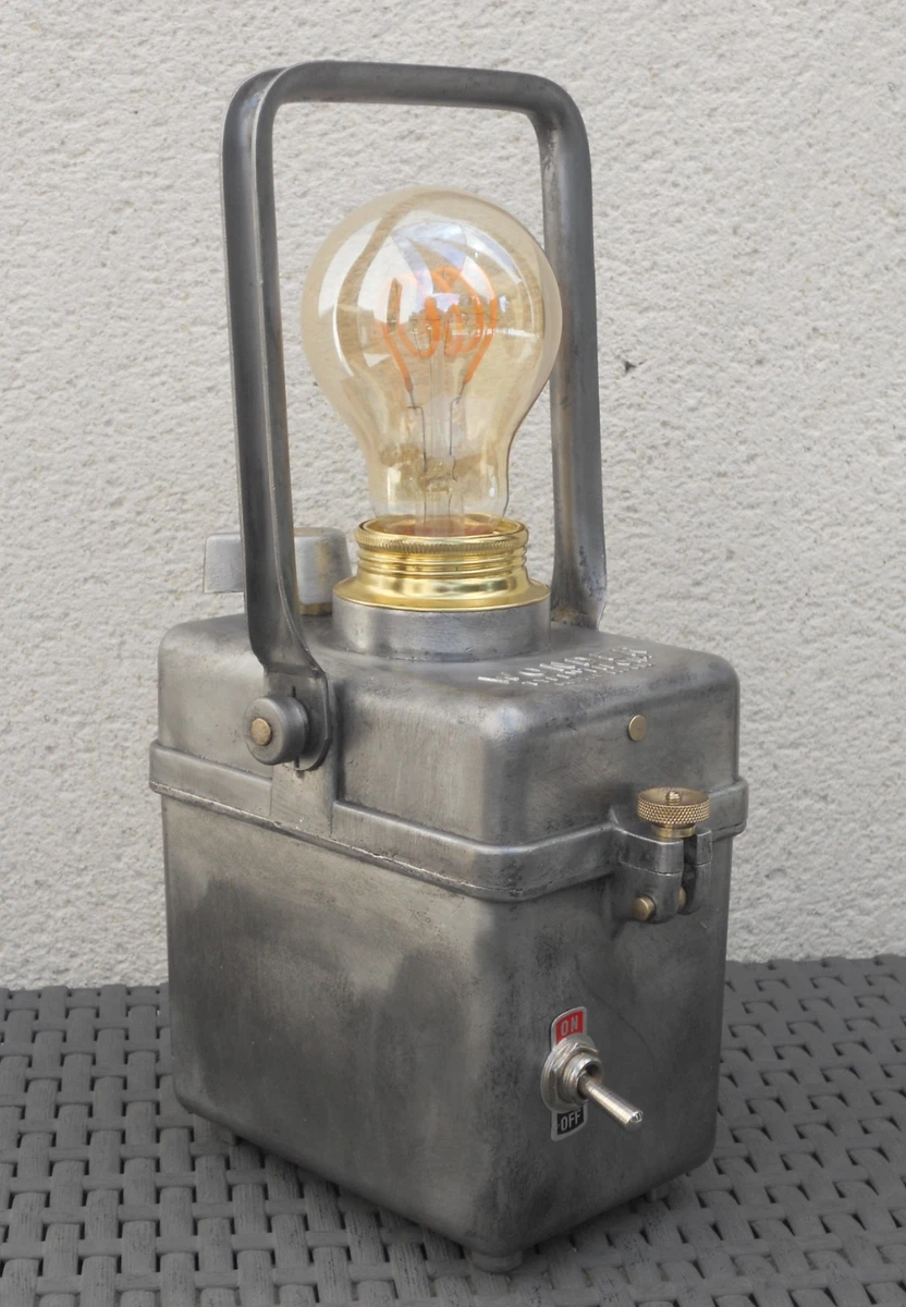 Lampe Lanterne Camping Wonder - Plastique Bleu - Années 80 - France - Piles