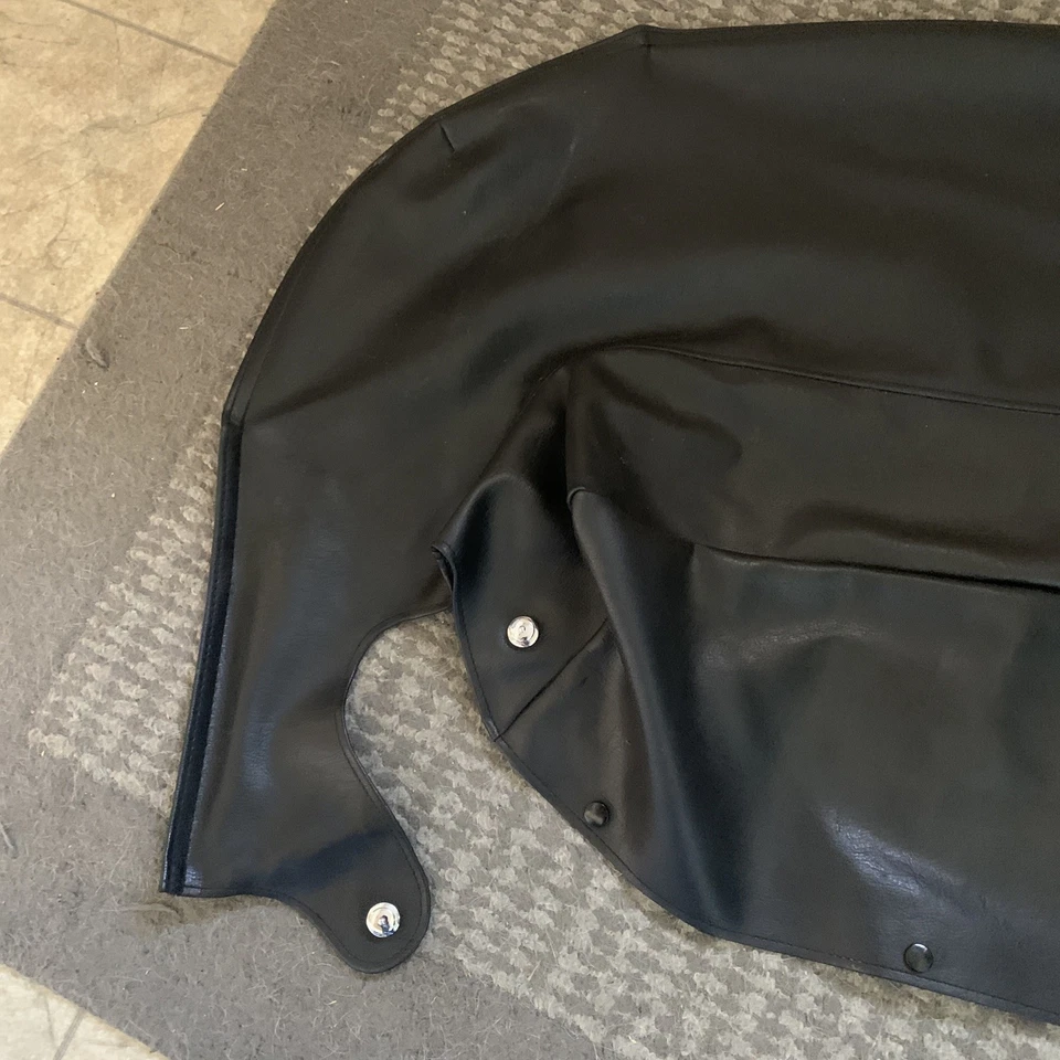 1990-1997 Mazda Miata Oem Black Tonneau Convertible Soft Top Cover 90-97 **READ* - Image 4 of 4