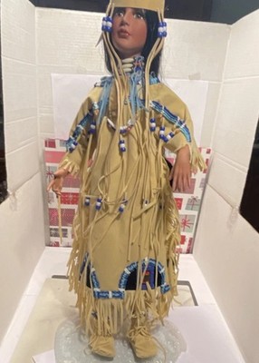 Timeless Collections Indianer Porzellan Puppe, 24 Zoll