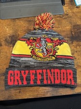 Harry Potter Unisex Gryffindor Pom Pom Crest Beanie Knit Hat