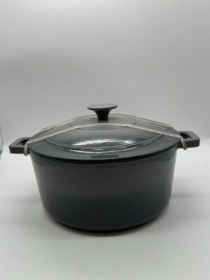Berkley Jensen Enamel Cast Iron Dutch Oven New Gray
