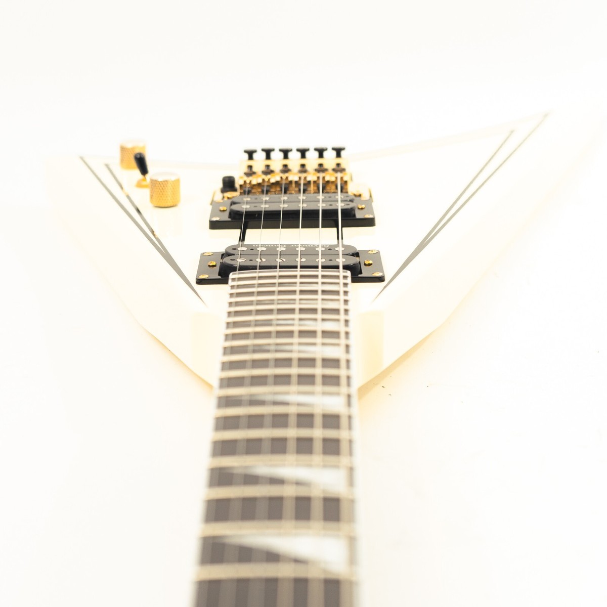Jackson Pro Series RR3 Randy Rhodes Flying V Guitar White w