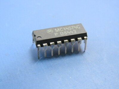 MOTOROLA  MC14574C Qty of 1 per Lot Quad Voltage Comparator; Input Bias Current