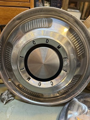 1966-67 VINTAGE ORIGINAL SILVER MERCURY COMET 14'' HUBCAP GREAT CONDITION