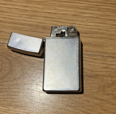 Vintage Scripto Butane Silver Tone Lighter good Condition Needs Flint A1A