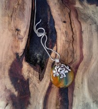 Vintage Tibetan Handcrafted LotusArtsLondon Agate And Silver Pendant