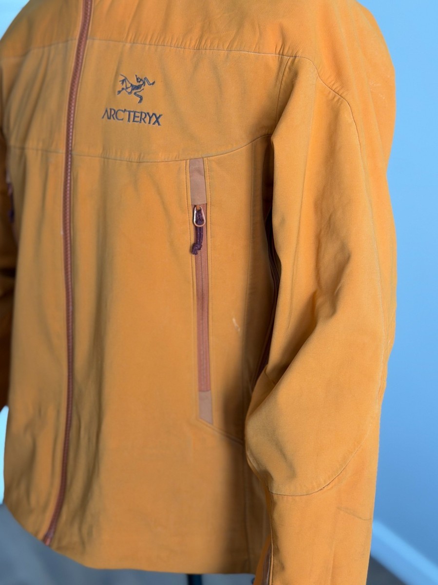 ARC'TERYX Windstopper Men's Yellow Hooded Jacket Size S Outdoor