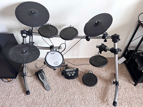 Roland V-Drums TD-6V Electronic Drum Kit w Module, Pads, MIDI, Hi-Hat Pedal