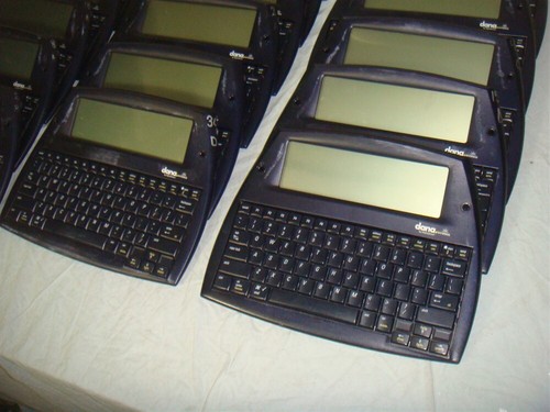 18 QTY ALPHASMART DANA WIRELESS COMPACT PORTABLE WORD PROCESSORS -READ! - Picture 3 of 13