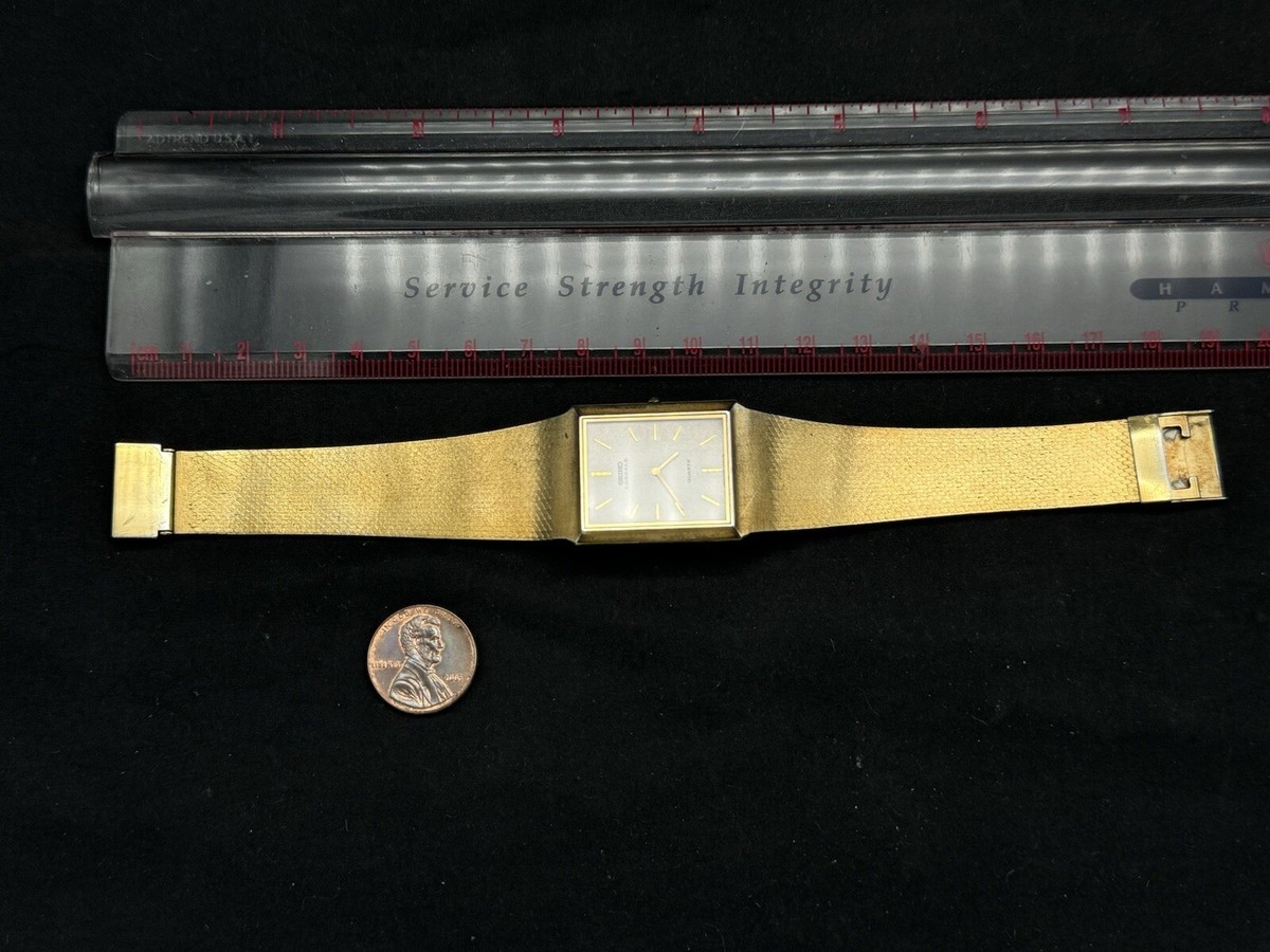 Vintage Seiko Lassale Gold Tone Ultra Thin Men's Watch, 6730 Vintage Seiko Lassale Gold Tone Ultra Thin Men's Watch, 6730