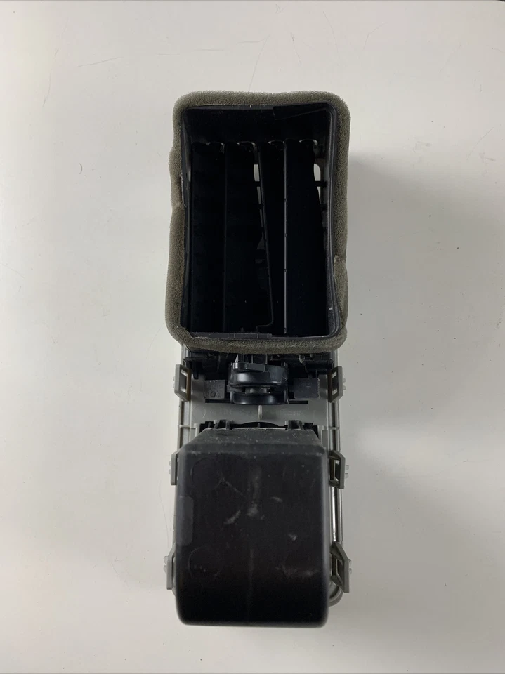 Dodge Ram 2500 2009-2012 pasajero derecho tablero ventilación aire bisel con Cubby OEM Foto 4 de 4