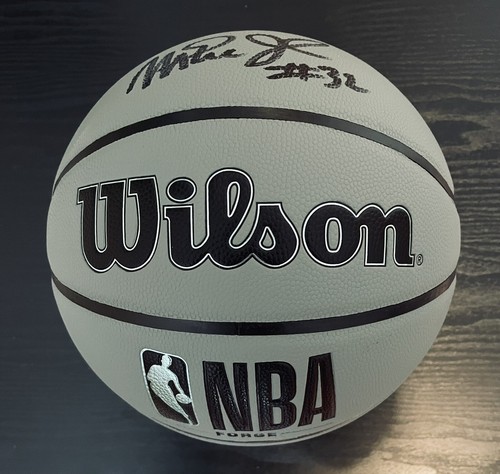 Magic Johnson Autographed Wilson Forge NBA Basketball Los Angeles Lakers/ JSA - Picture 2 of 3