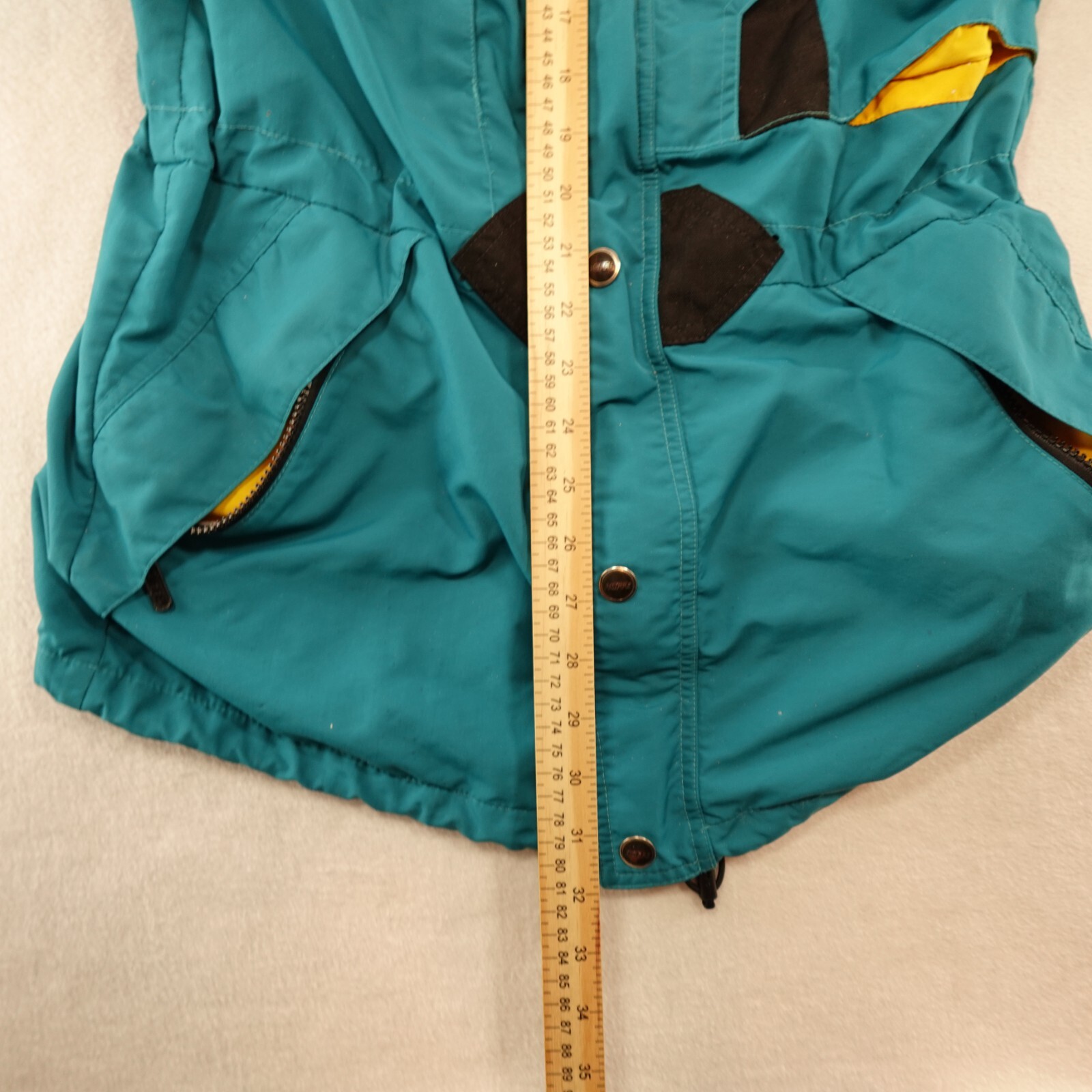 Foto 15 di 24