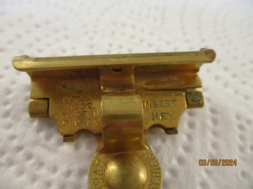 Vintage Eversharp Schick Injector Safety Razor & Case 1937 - Picture 2 of 5