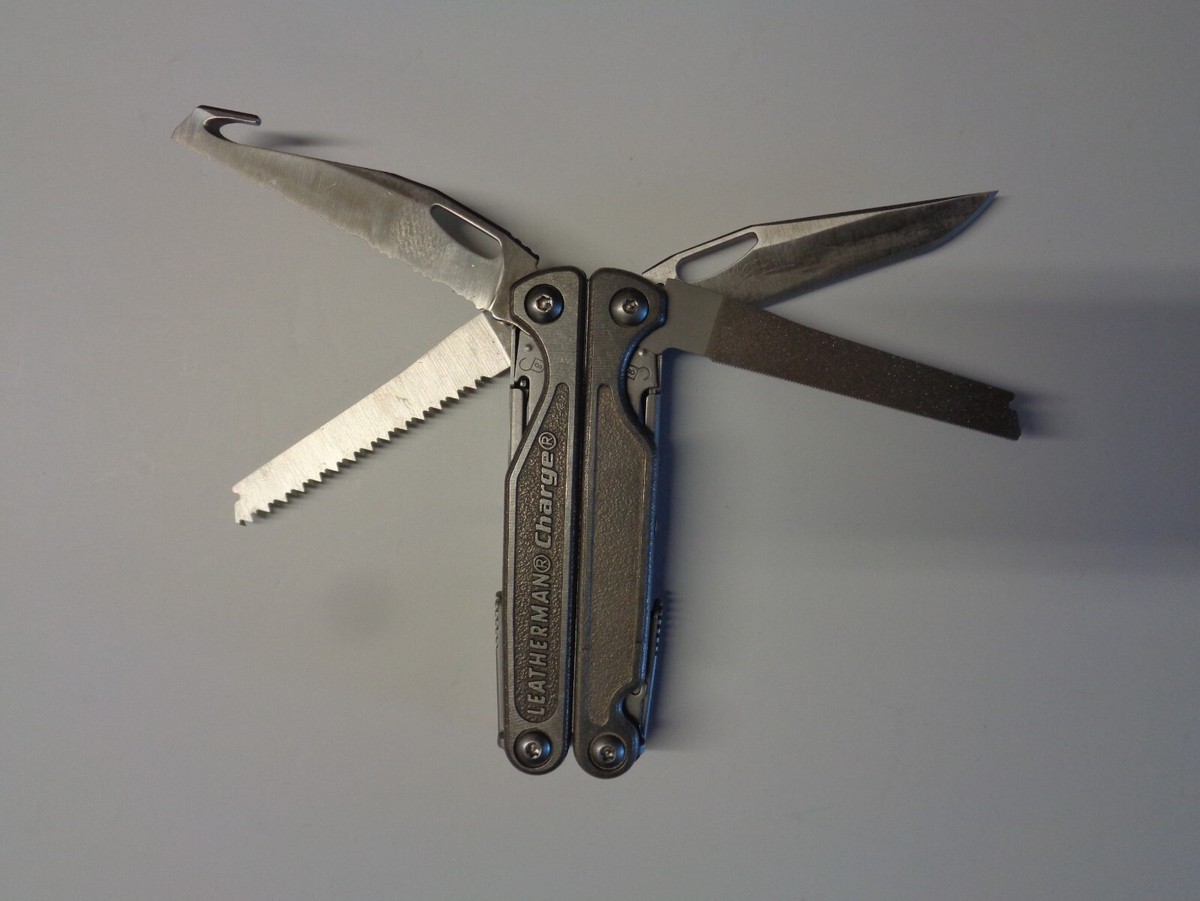 LEATHERMAN - LEATHERMAN Charge 中古品 Leatherman Charge Multi-tool - 154CM Steel for sale online