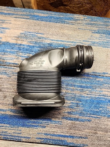 Air Intake Duct Boot 05-14 VW Jetta Rabbit Golf MK5 Passat 2.5 ~ 1K0 129 618 AD
